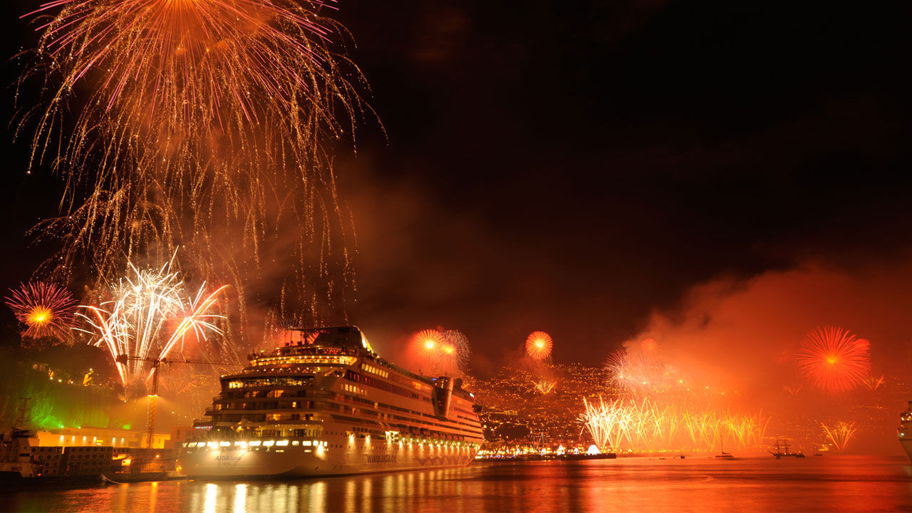 boat - new year festival