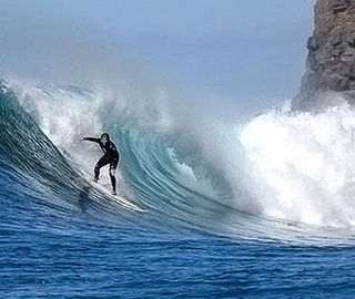 Joao Rodrigues Surfing a Wave