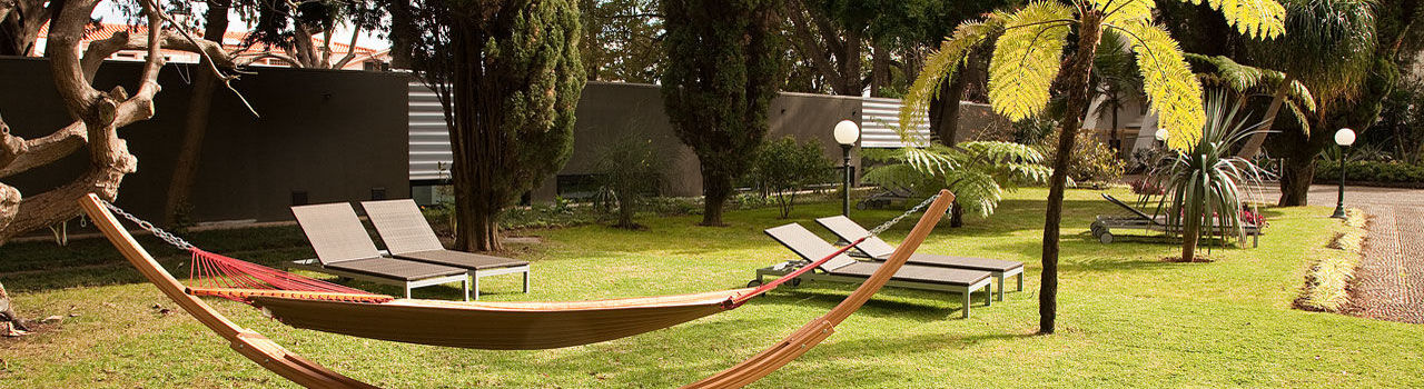 Quintinha São João relaxing at the garden